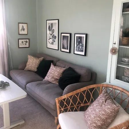 Lägenhet The Palm- Bright And Cozy 3- Bedroom Holiday Home With Private Terrasse & Garden, Brundby Samsø